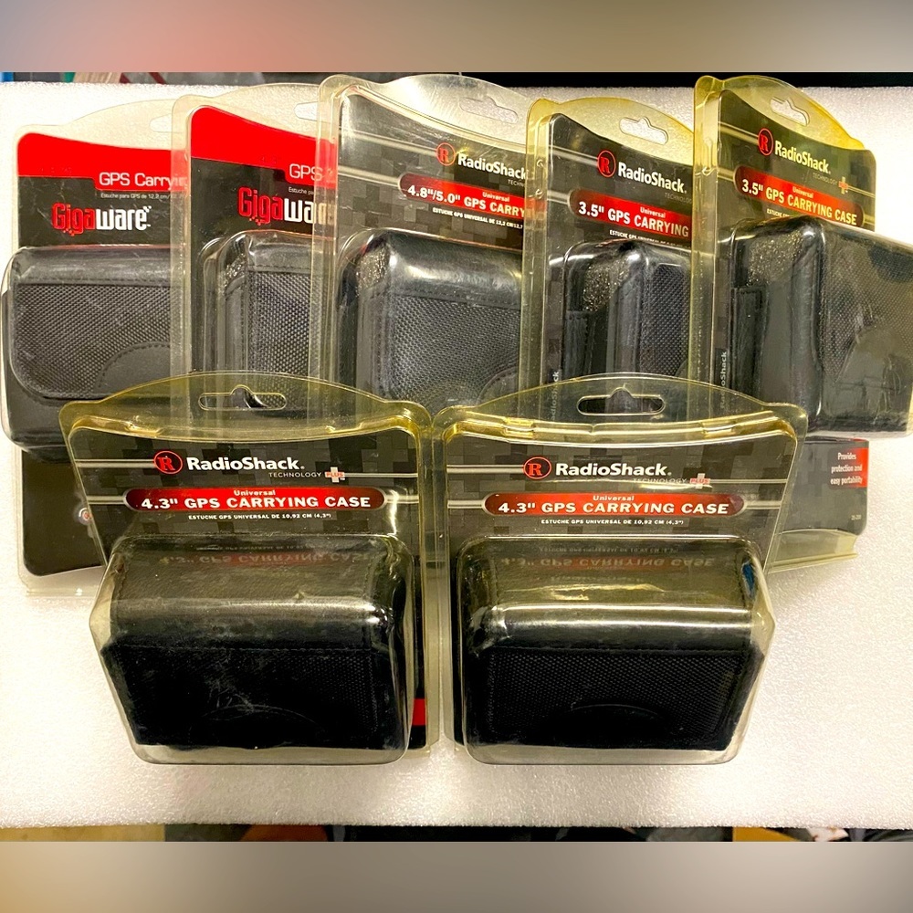 Lot of 7 Carry Cases for GPS or other device. Radio Shack / Gigaware. Brand New!